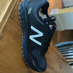 New Balance Fresh Foam Kaymin Trail sneakers, size 11.5. Never worn, in box.